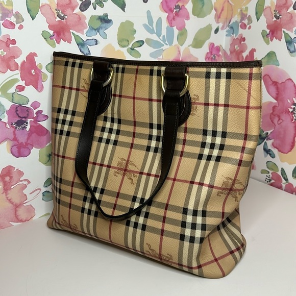 💯Authentic  BURBERRY HAYMARKET CHECK TOTE BAG LEATHER  HANDBAGS WOMEN🍀 - Picture 17 of 17